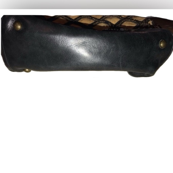 Isabella Fiore Star Safari Tula Crisscross Lattice Tan Black Bead Purse Handbag - Picture 6 of 12